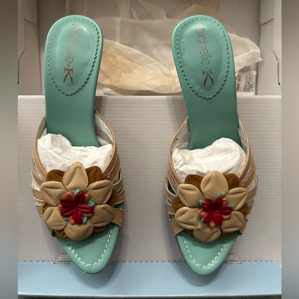 MICHELLE K WOMENS SHOES SANDALS BEIGE/SAND LEATHER SLIDES HEELS SIZE 6.5